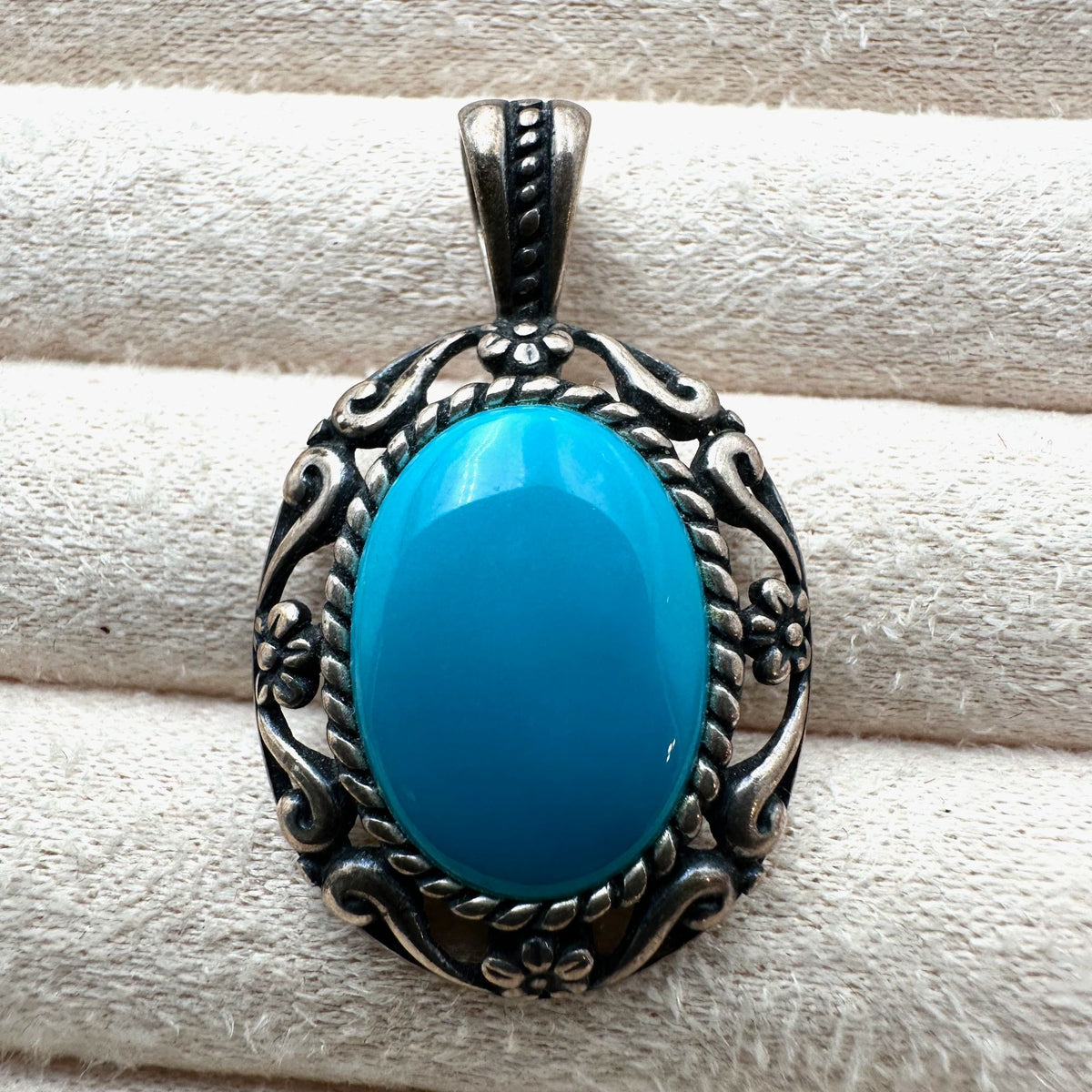 Carolyn Pollack Blue Sleeping Beauty Turquoise Sterling Silver Pendant 1.5"