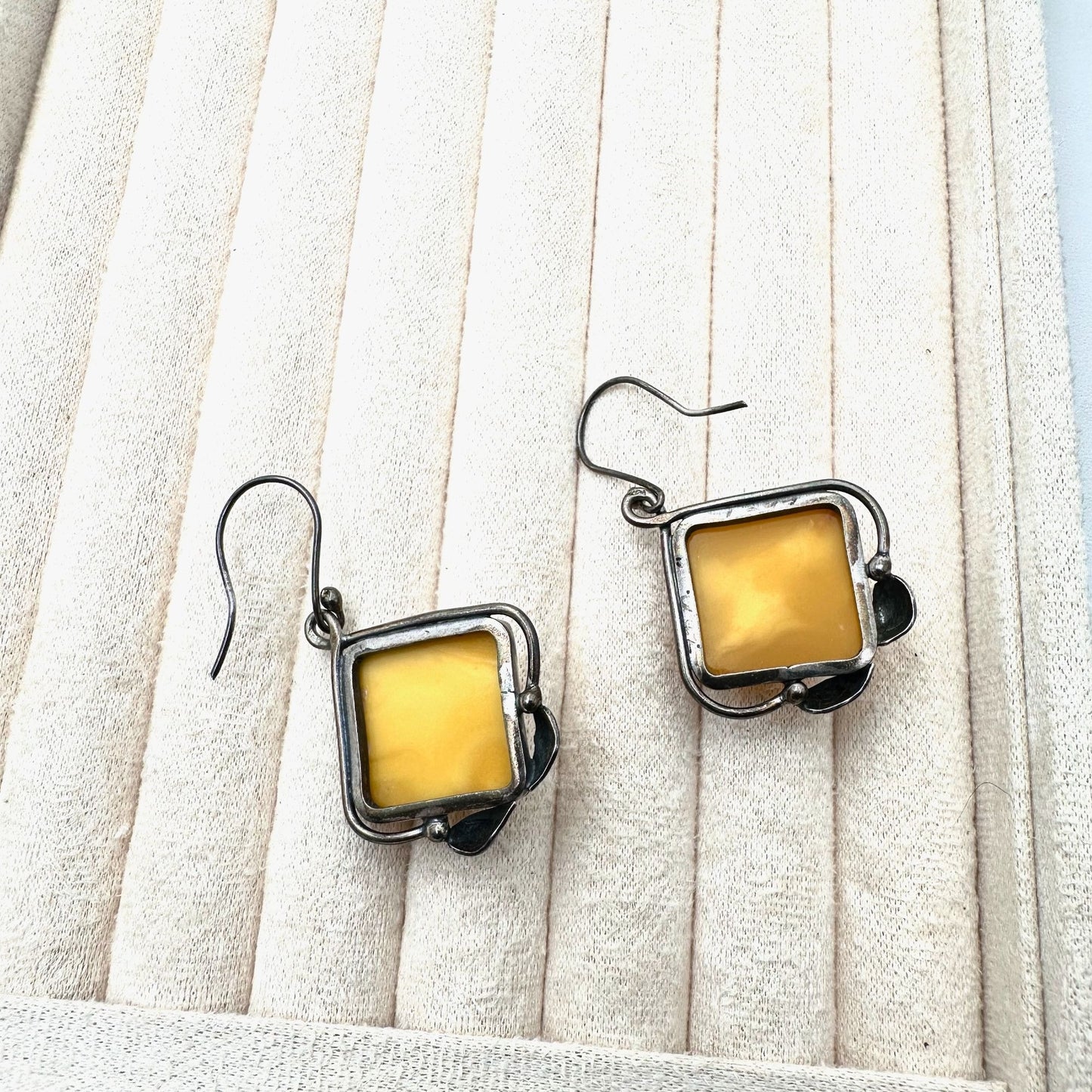 Vintage Mid Century Artisan Natural Amber Sterling Silver Earrings Pierced