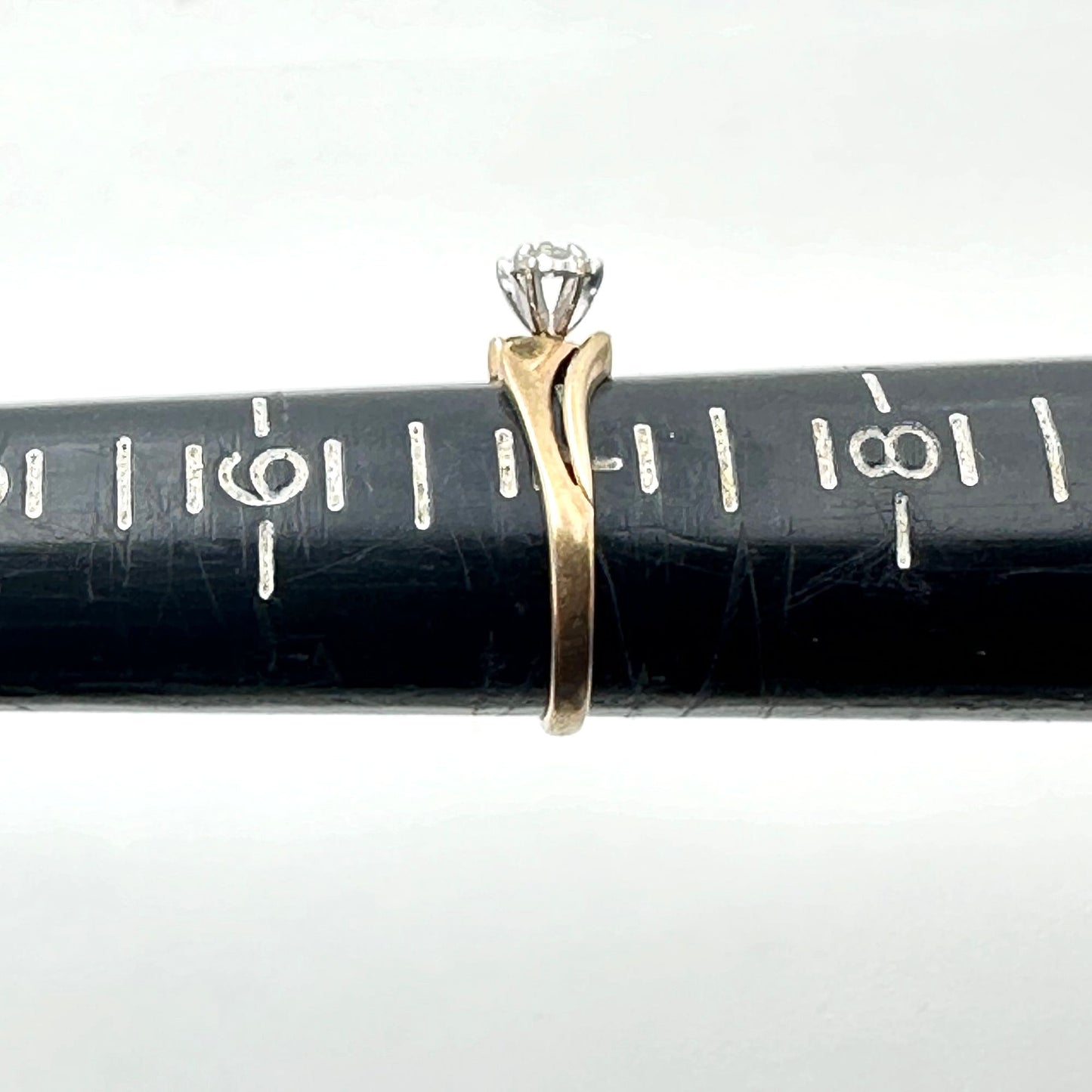 Vintage Diamond Ring 10K Yellow Gold 1.5 Grams Size 7