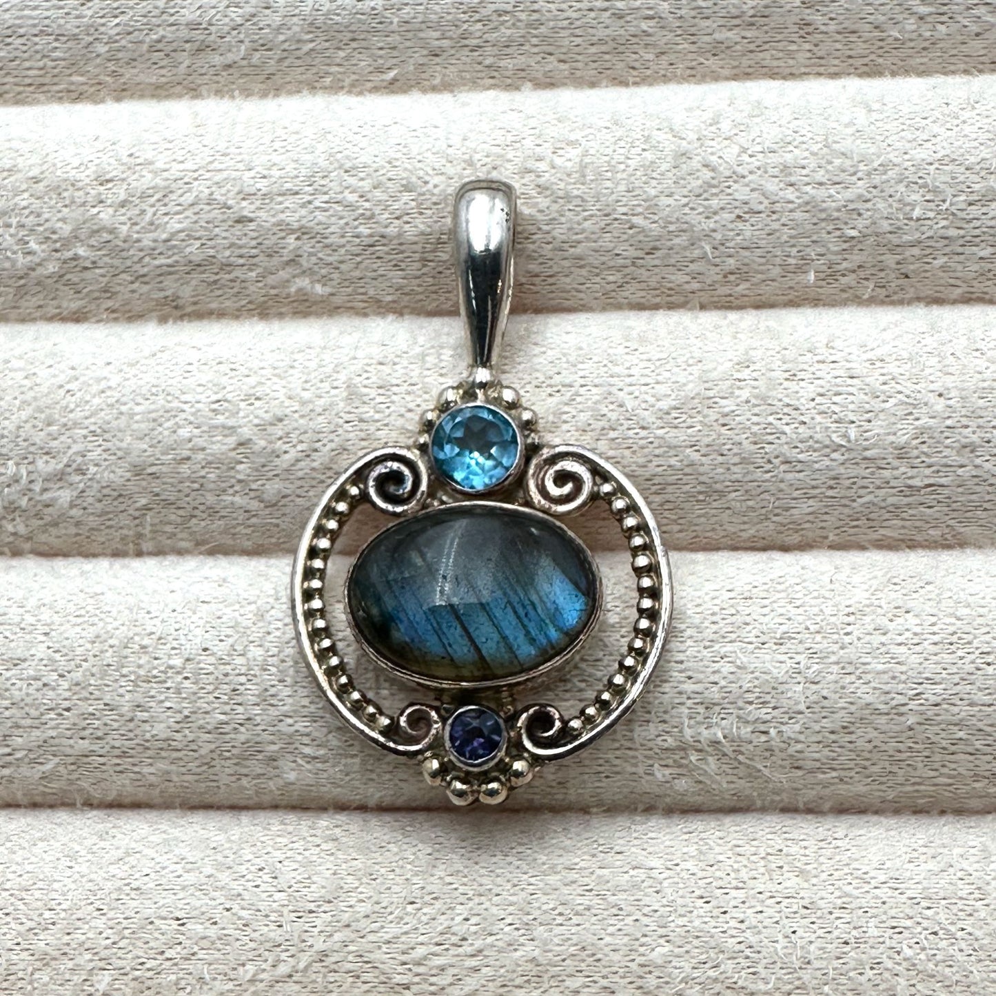 Sajen Blue Topaz Labradorite Sterling Silver Pendant 1.5"