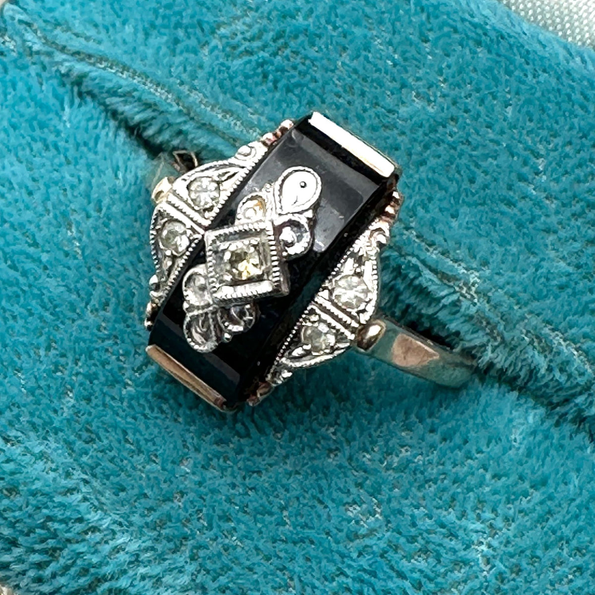 Antique Art Deco 10K Gold Diamond Black Onyx Ring Size 7.25 Box Included