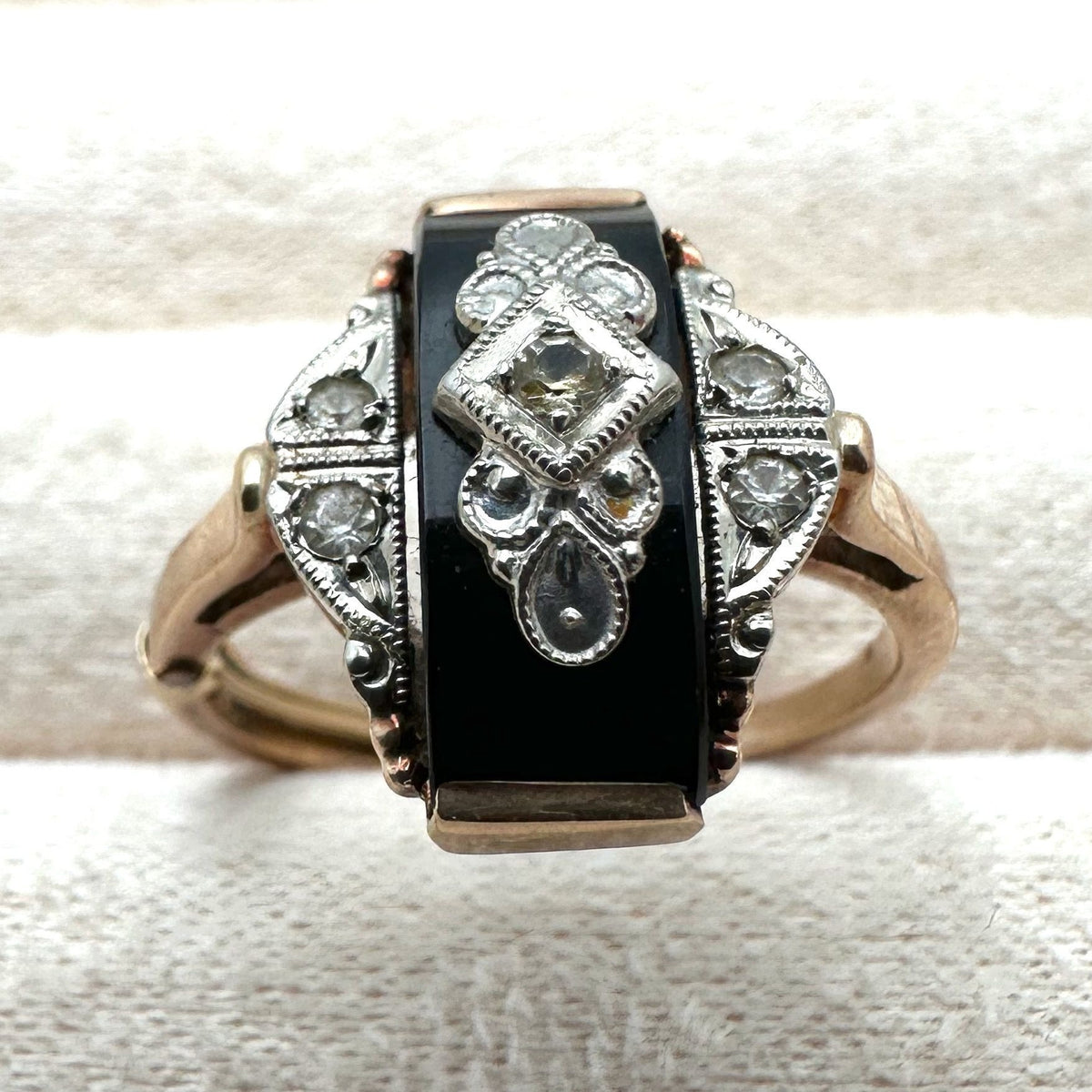 Antique Art Deco 10K Gold Diamond Black Onyx Ring Size 7.25 Box Included