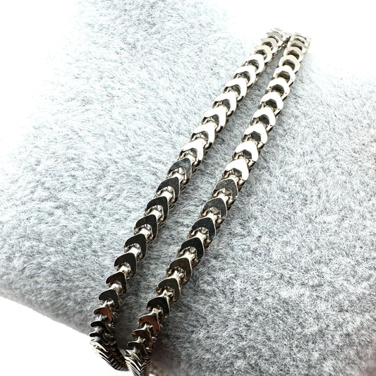 Italy Sterling Silver Chevron Link Chain Necklace 18 Inch