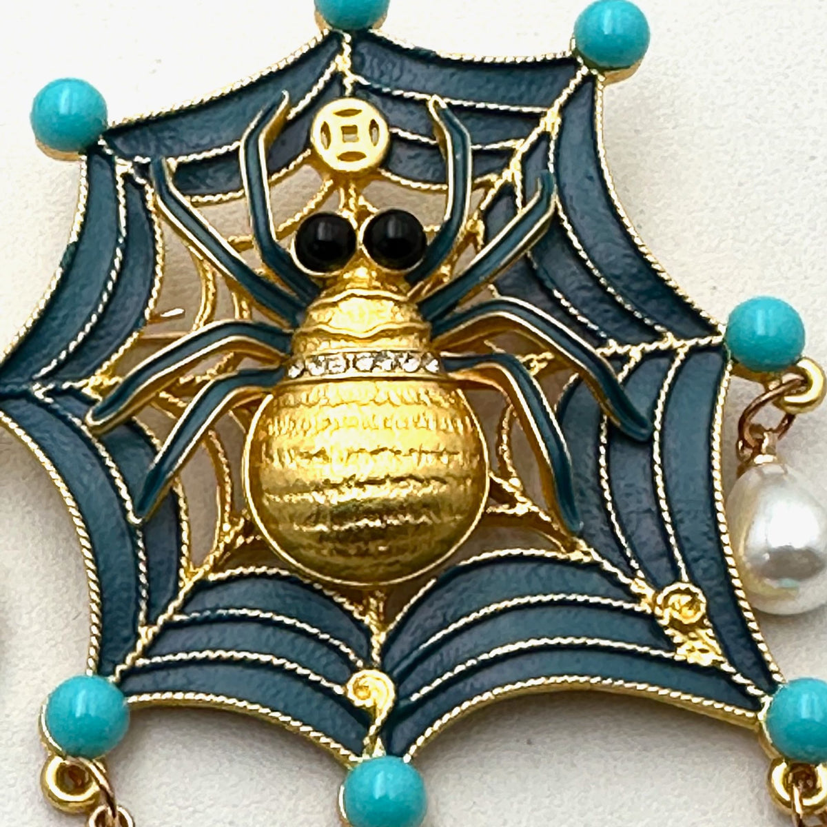 Fall Halloween Blue Red Enamel Matte Gold Tone Spider Brooch Pin 3 Inch