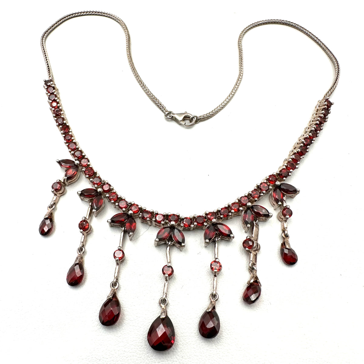 Vintage Red Garnet Gemstone Necklace Sterling Silver Briolettes 16 Inch