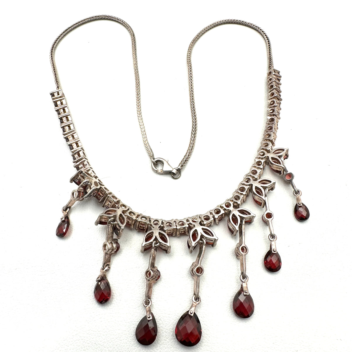 Vintage Red Garnet Gemstone Necklace Sterling Silver Briolettes 16 Inch