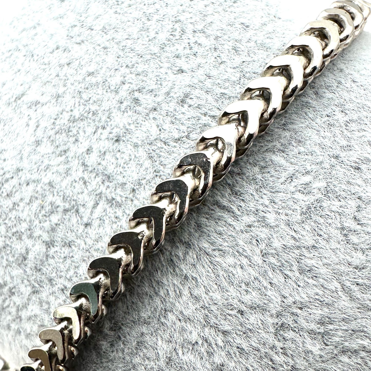 Italy Sterling Silver Chevron Link Chain Bracelet 8 Inch