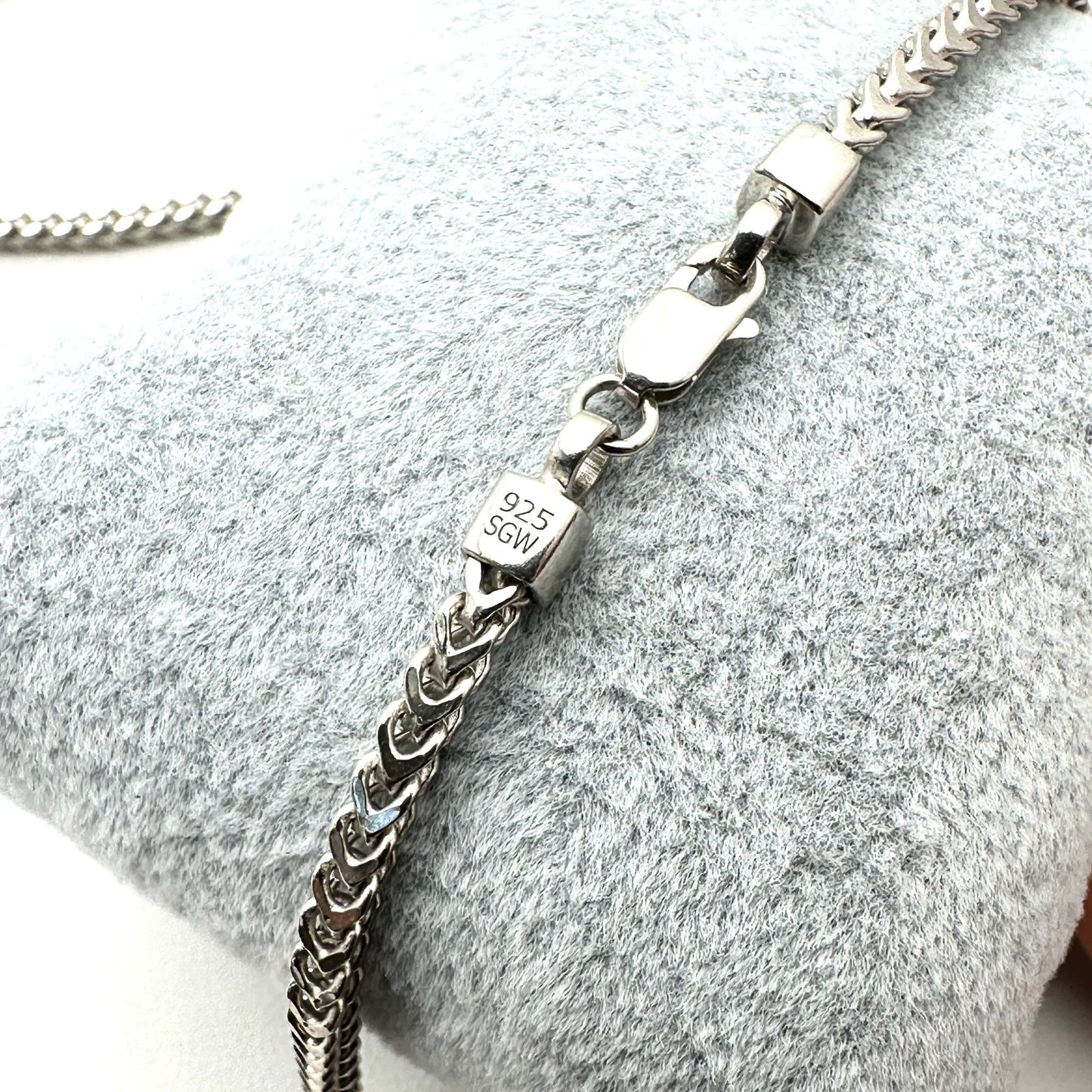 Italy Sterling Silver Chevron Link Chain Necklace 29 Inch