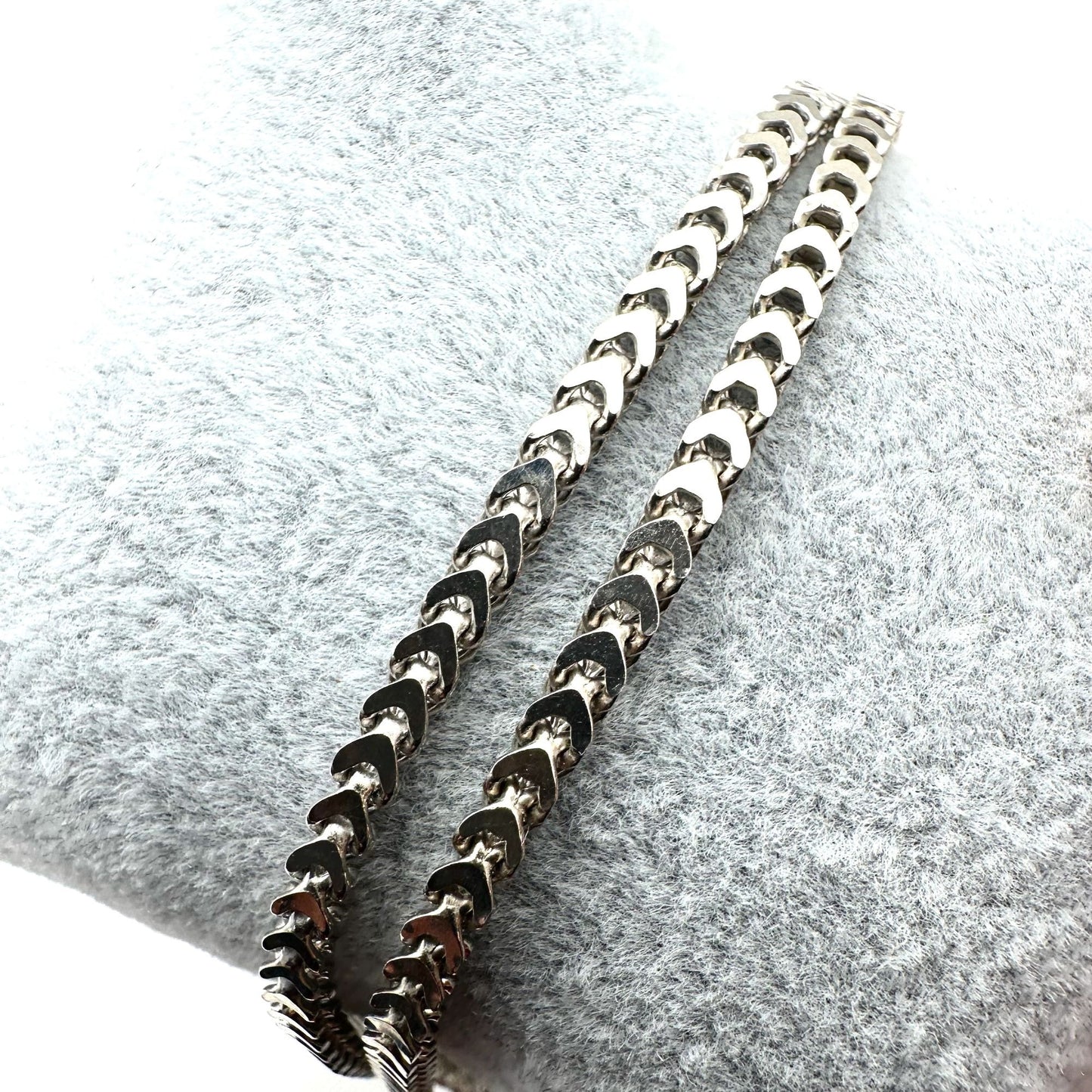 Italy Sterling Silver Chevron Link Chain Necklace 21 Inch