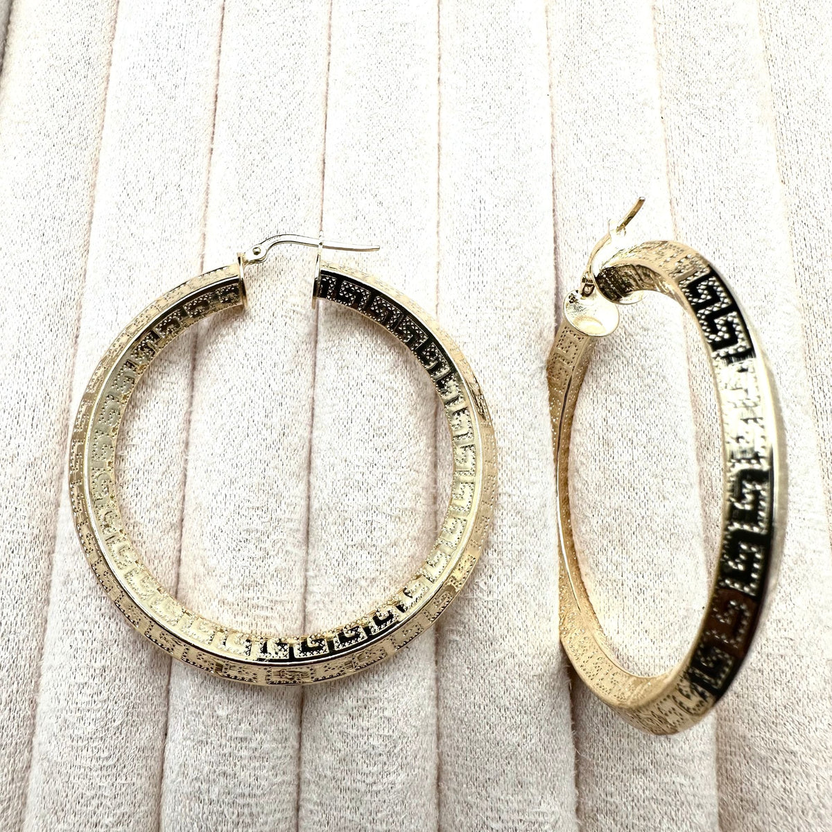 Moda Al Massimo Italy 18K Gold Plated Bronze Green Key 2 Inch Hoops Pierced
